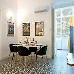 The Historic In The Centre Of Near Parking Apartmán Bari