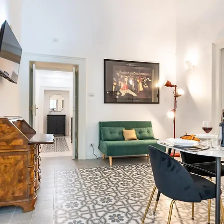 The Historic In The Centre Of Near Parking Bari