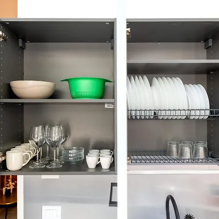 The Historic In The Centre Of Near Parking Lägenhet