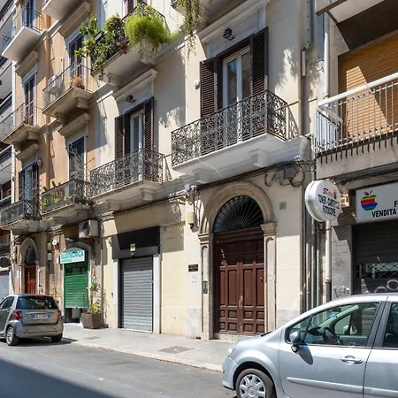 The Historic In The Centre Of Near Parking Apartmán Bari