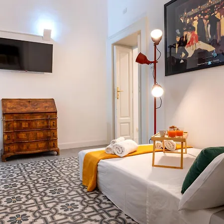 The Historic In The Centre Of Near Parking