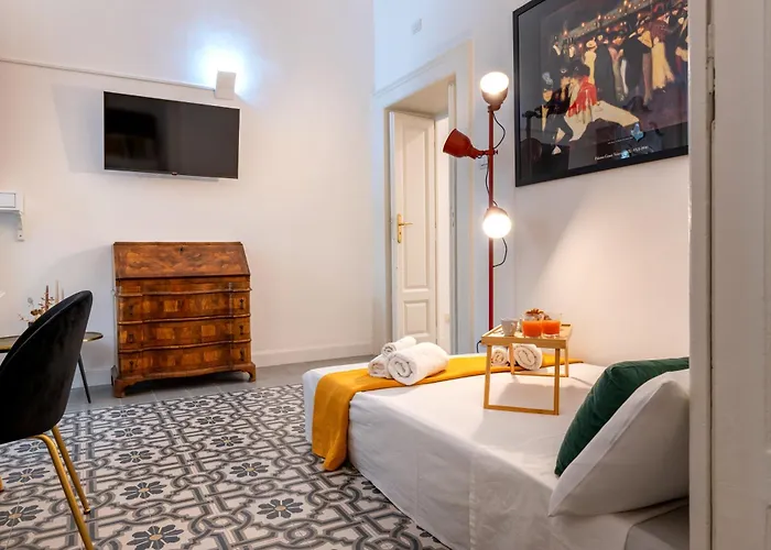 The Historic In The Centre Of Near Parking